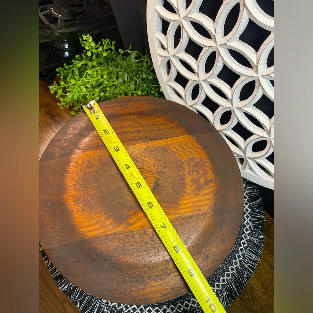 Vintage Round Lidded Wood Box‎